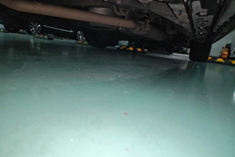 Used GAC Trumpchi M8 2023 Zongshi Series 400T Flagship Edition Chassis Front Left