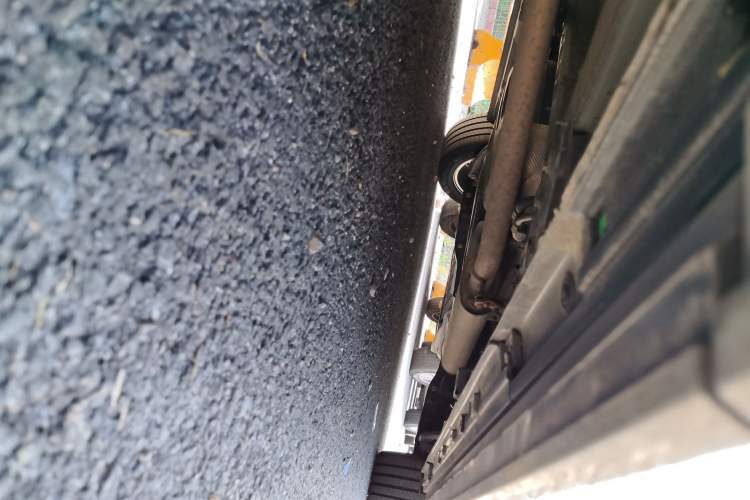 Used GAC Trumpchi M8 2023 Zongshi Series Dual-Motor Supreme Edition Chassis Front Left