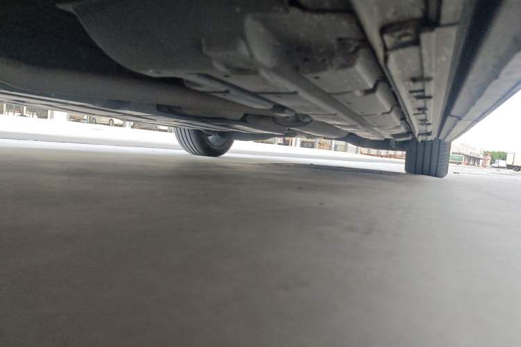 Used GAC Trumpchi M8 2023 Zongshi Series Dual-Motor YuZun Edition Chassis Front Left