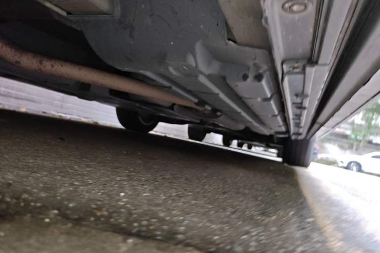 Used GAC Trumpchi M8 2023 Zongshi Series Dual-Motor YuZun Edition Chassis Front Left
