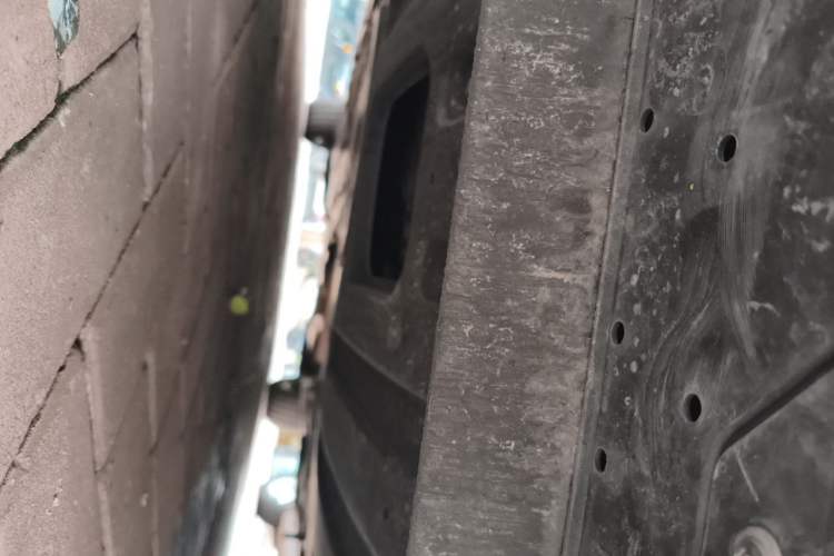 Used GAC Trumpchi M8 2023 Zongshi Series Dual-Motor YuZun Edition Chassis Front
