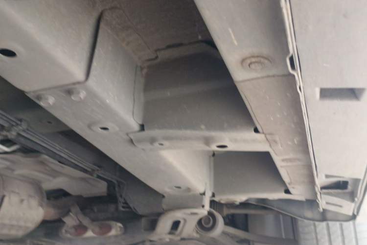 Used GAC Trumpchi M8 2023 Lingxiu Series 390T Prestige Edition Chassis Front Right