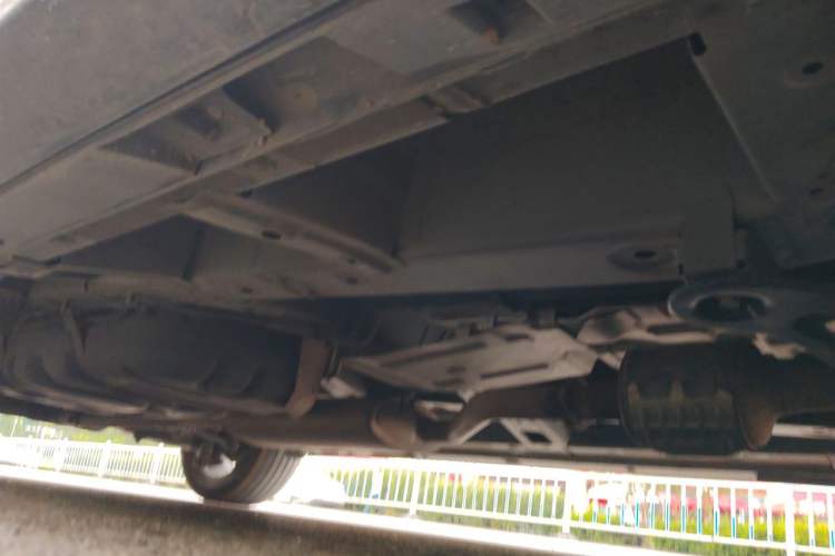 Used GAC Trumpchi M8 2023 Lingxiu Series 390T Prestige Edition Chassis Front Right