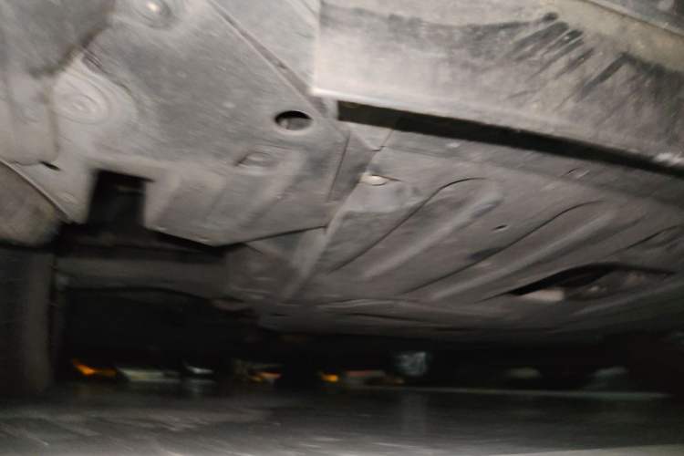 Used GAC Trumpchi M8 2023 Zongshi Series 400T Flagship Edition Chassis Front Right