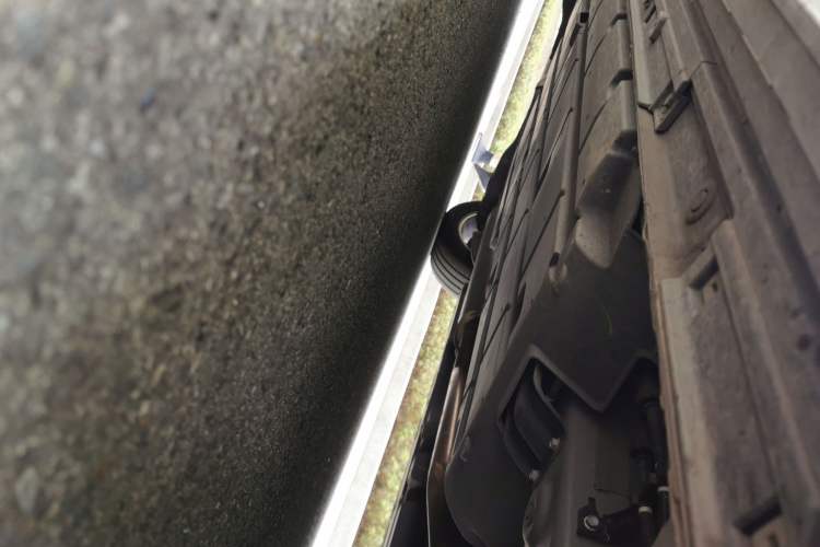 Used GAC Trumpchi M8 2023 Zongshi Series Dual-Motor Flagship Edition Chassis Front Right