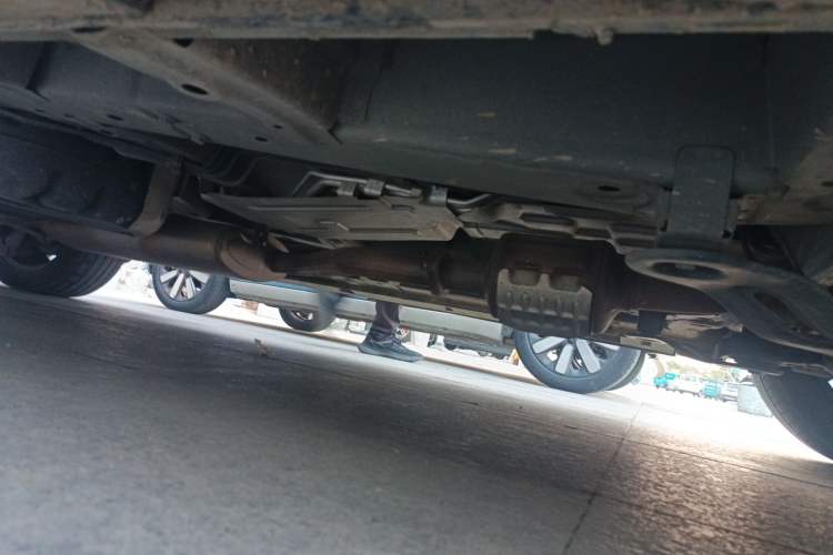 Used GAC Trumpchi M8 2023 Lingxiu Series 390T Prestige Edition Chassis Front Right