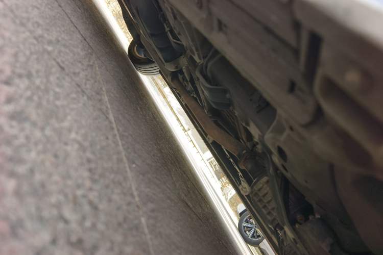 Used GAC Trumpchi M8 2023 Zongshi Series 400T Ultimate Edition Chassis Front Right
