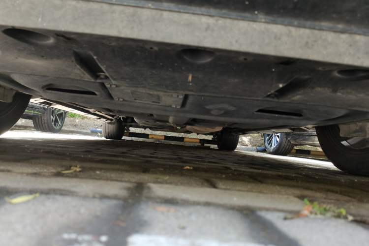 Used GAC Trumpchi M8 2023 Lingxiu Series 390T Ultimate Edition Chassis Front
