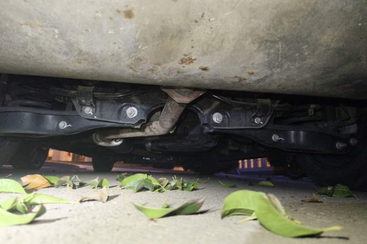 Used GAC Trumpchi M8 2023 Zongshi Series Dual-Motor Supreme Edition Chassis Rear