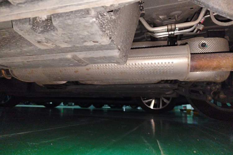 Used GAC Trumpchi M8 2023 Zongshi Series 400T Flagship Edition Chassis Rear Left