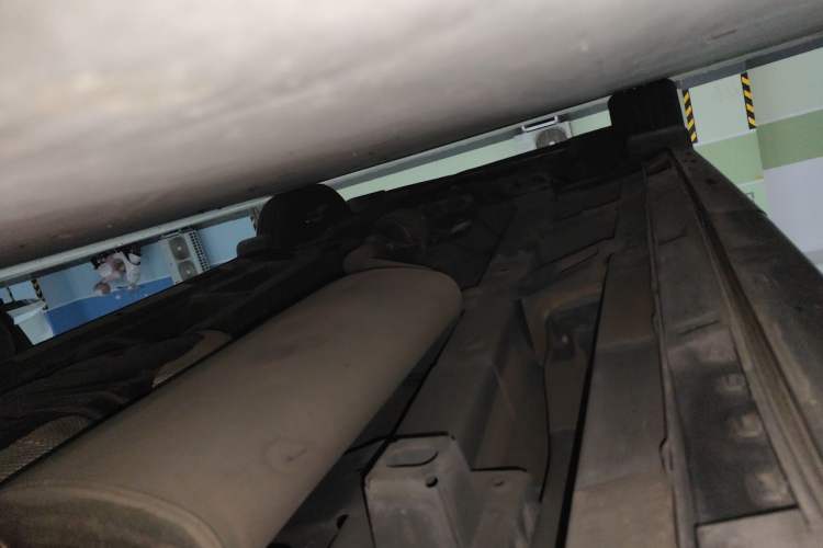 Used GAC Trumpchi M8 2023 Lingxiu Series 390T Prestige Edition Chassis Rear Left