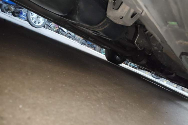Used GAC Trumpchi M8 2023 Zongshi Series 400T Ultimate Edition Chassis Rear Right