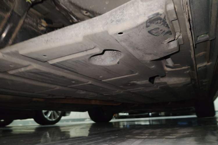 Used GAC Trumpchi M8 2023 Zongshi Series 400T Flagship Edition Chassis Rear Right
