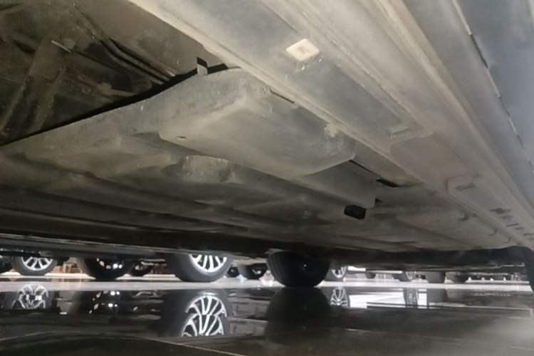 Used GAC Trumpchi M8 2023 Zongshi Series 400T Flagship Edition Chassis Rear Right