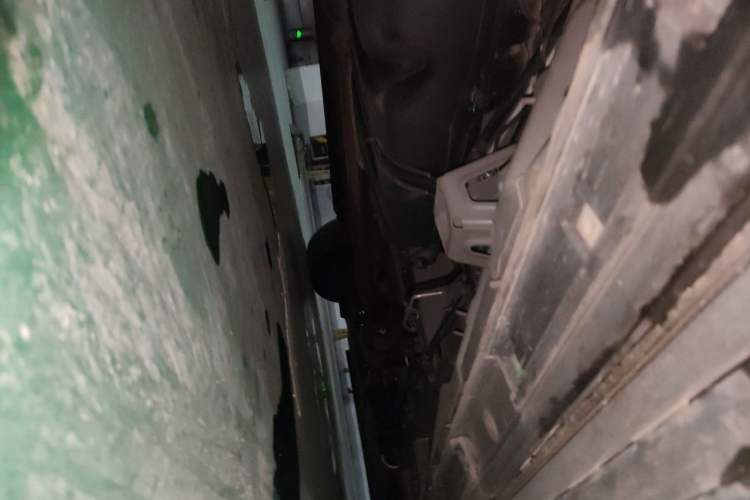 Used GAC Trumpchi M8 2023 Zongshi Series 400T Ultimate Edition Chassis Rear Right