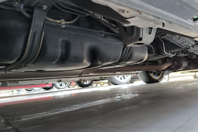 Used GAC Trumpchi M8 2023 Zongshi Series Dual-Motor Flagship Edition Chassis Rear Right