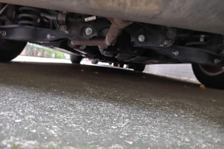 Used GAC Trumpchi M8 2023 Zongshi Series Dual-Motor YuZun Edition Chassis Rear