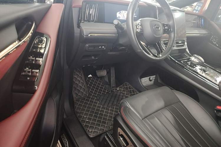 Used GAC Trumpchi M8 2023 Zongshi Series Dual-Motor Supreme Edition Driver Seat