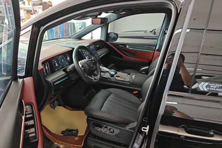 Used GAC Trumpchi M8 2023 Zongshi Series Dual-Motor Flagship Edition Driver Seat