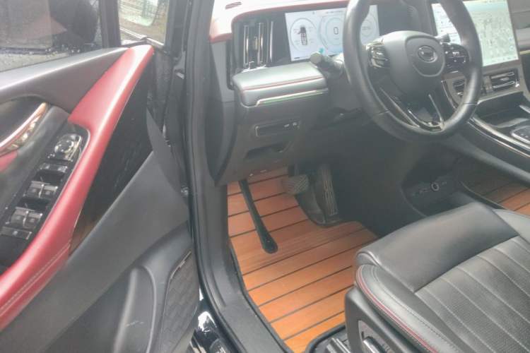 Used GAC Trumpchi M8 2023 Zongshi Series Dual-Motor Flagship Edition Driver Seat
