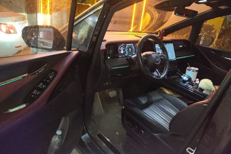 Used GAC Trumpchi M8 2023 Zongshi Series Dual-Motor Supreme Edition Driver Seat