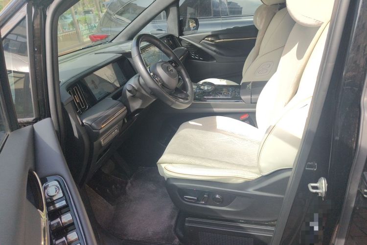 Used GAC Trumpchi M8 2023 Zongshi Series Dual-Motor YuZun Edition Driver Seat