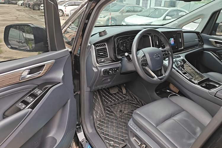 Used GAC Trumpchi M8 2023 Master Series 390T Ultimate Edition Driver Seat