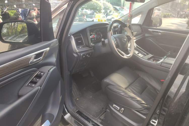 Used GAC Trumpchi M8 2023 Lingxiu Series 390T Luxury Edition Driver Seat