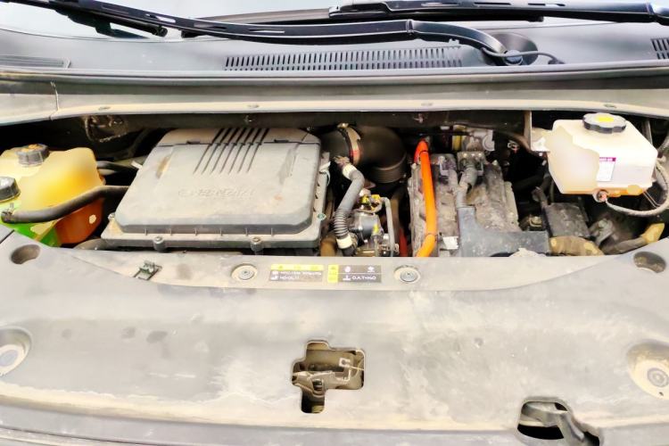Used GAC Trumpchi M8 2023 Zongshi Series Dual-Motor Flagship Edition Engine Bay