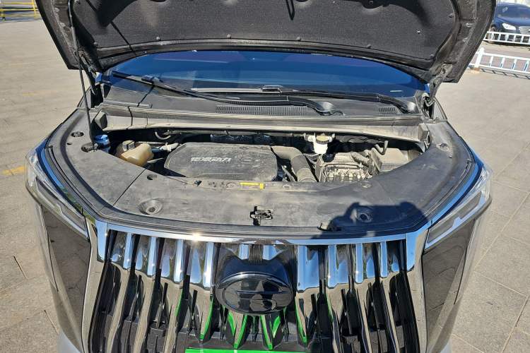 Used GAC Trumpchi M8 2023 Zongshi Series 400T Ultimate Edition Engine Bay