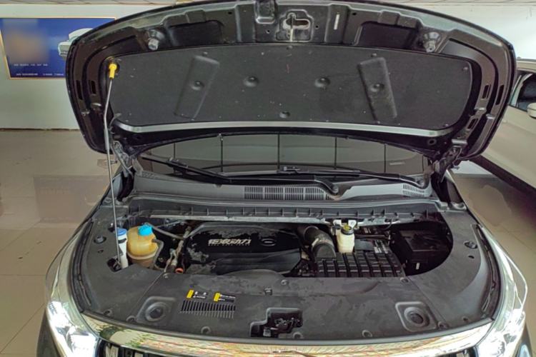 Used GAC Trumpchi M8 2023 Facelift Master Series 390T Four-Seat Deluxe Edition Engine Bay
