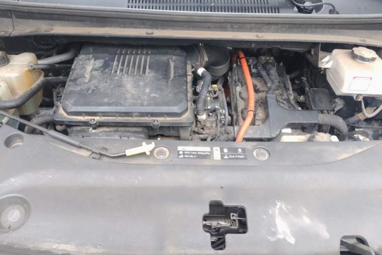 Used GAC Trumpchi M8 2023 Zongshi Series Dual-Motor Flagship Edition Engine Bay