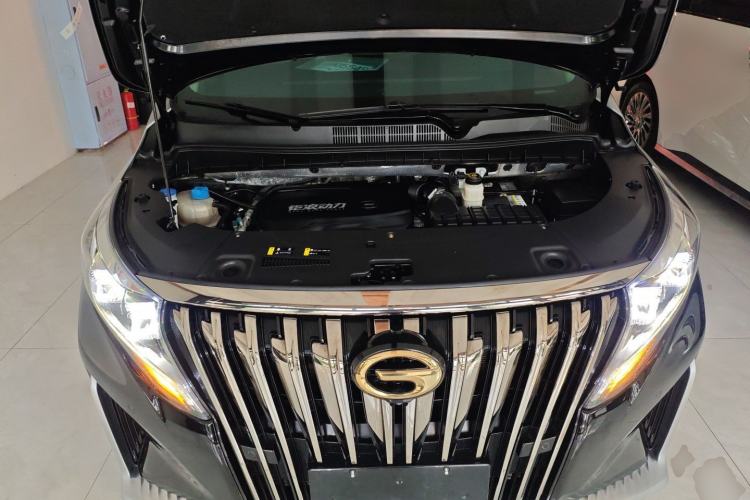 Used GAC Trumpchi M8 2023 Facelift Master Series 390T Four-Seat Deluxe Edition Engine Bay
