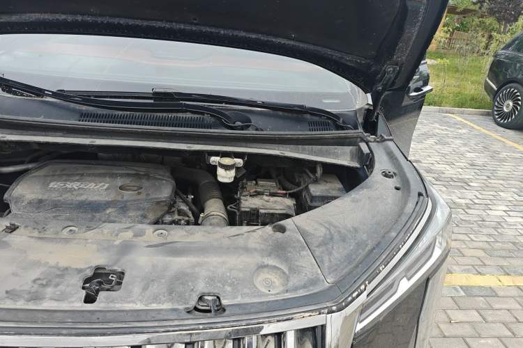 Used GAC Trumpchi M8 2023 Zongshi Series 400T Ultimate Edition Engine Bay Left