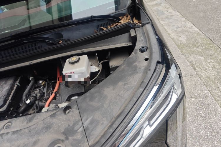 Used GAC Trumpchi M8 2023 Zongshi Series Dual-Motor Flagship Edition Engine Bay Left