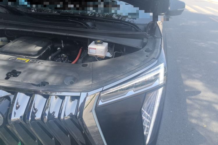 Used GAC Trumpchi M8 2023 Zongshi Series Dual-Motor YuZun Edition Engine Bay Left