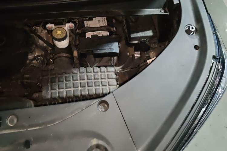 Used GAC Trumpchi M8 2023 Zongshi Series 400T Flagship Edition Engine Bay Left