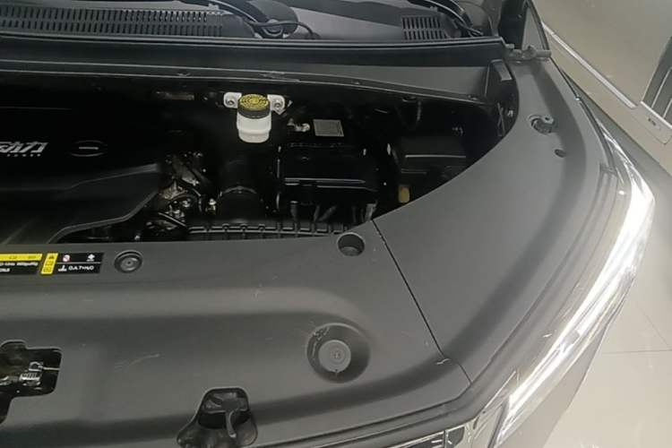 Used GAC Trumpchi M8 2023 Zongshi Series 400T Flagship Edition Engine Bay Left