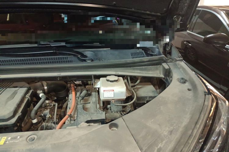 Used GAC Trumpchi M8 2023 Zongshi Series Dual-Motor Flagship Edition Engine Bay Left