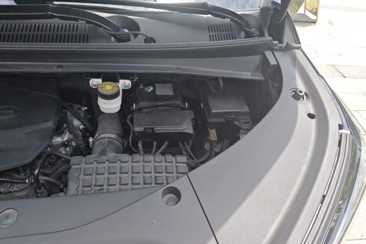 Used GAC Trumpchi M8 2023 Zongshi Series 400T Ultimate Edition Engine Bay Left