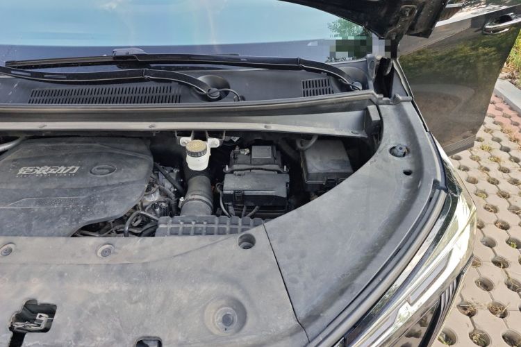Used GAC Trumpchi M8 2023 Zongshi Series 400T Ultimate Edition Engine Bay Left