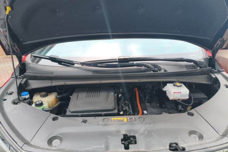 Used GAC Trumpchi M8 2023 Zongshi Series Dual-Motor YuZun Edition Engine Bay