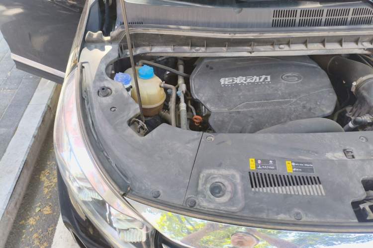 Used GAC Trumpchi M8 2023 Lingxiu Series 390T Prestige Edition Engine Bay Right
