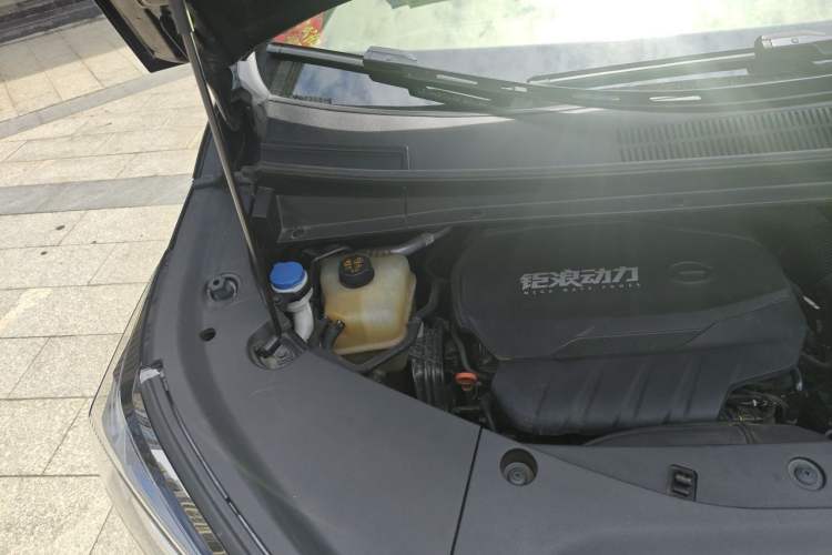 Used GAC Trumpchi M8 2023 Zongshi Series 400T Ultimate Edition Engine Bay Right
