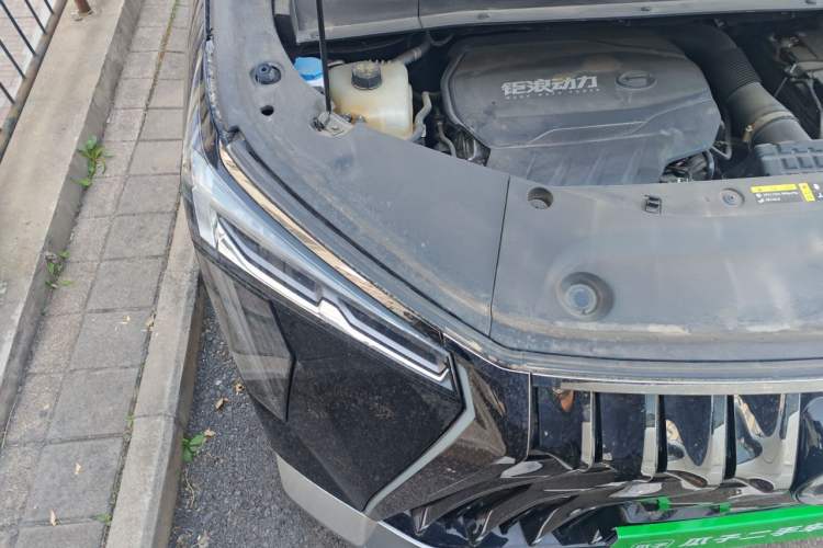 Used GAC Trumpchi M8 2023 Zongshi Series 400T Ultimate Edition Engine Bay Right