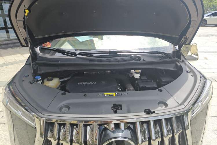 Used GAC Trumpchi M8 2023 Zongshi Series 400T Ultimate Edition Engine Bay