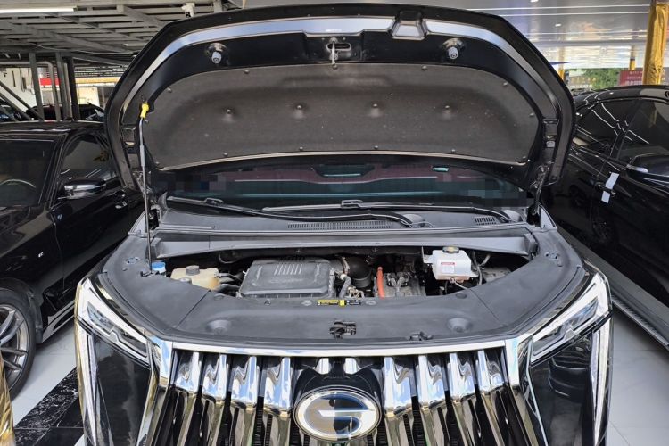 Used GAC Trumpchi M8 2023 Zongshi Series Dual-Motor Flagship Edition Engine Bay