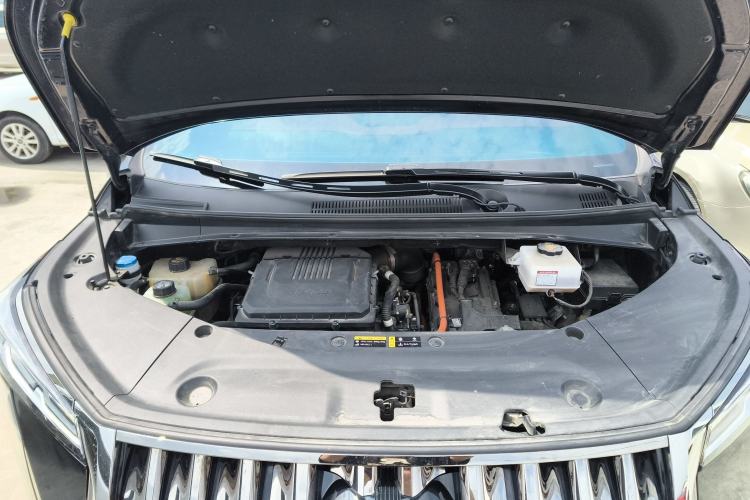 Used GAC Trumpchi M8 2023 Zongshi Series Dual-Motor YuZun Edition Engine Bay