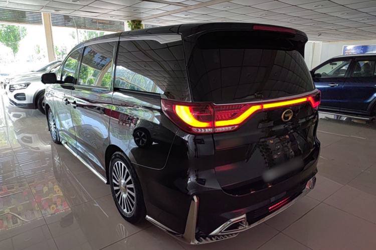Used GAC Trumpchi M8 2023 Facelift Master Series 390T Four-Seat Deluxe Edition Exterior 2