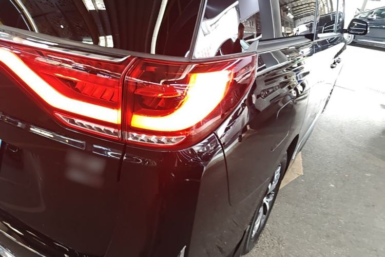 Used GAC Trumpchi M8 2023 Lingxiu Series 390T Deluxe Edition Exterior 3